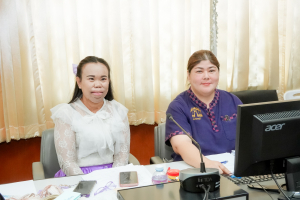 มรภ.เทพสตรี และหัวหน้าส่วนราชการ ต้อนรับคณะทำงานทางวิชาการสภากาชาดไทย ในโอกาสนิเทศและตรวจเยี่ยมโครงการส่งเสริมและพัฒนาการพูด อ่าน เขียนภาษาไทย ของโรงเรียน จ.ลพบุรี