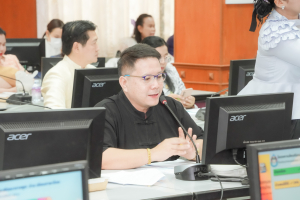 มรภ.เทพสตรี และหัวหน้าส่วนราชการ ต้อนรับคณะทำงานทางวิชาการสภากาชาดไทย ในโอกาสนิเทศและตรวจเยี่ยมโครงการส่งเสริมและพัฒนาการพูด อ่าน เขียนภาษาไทย ของโรงเรียน จ.ลพบุรี