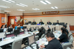 มรภ.เทพสตรี และหัวหน้าส่วนราชการ ต้อนรับคณะทำงานทางวิชาการสภากาชาดไทย ในโอกาสนิเทศและตรวจเยี่ยมโครงการส่งเสริมและพัฒนาการพูด อ่าน เขียนภาษาไทย ของโรงเรียน จ.ลพบุรี