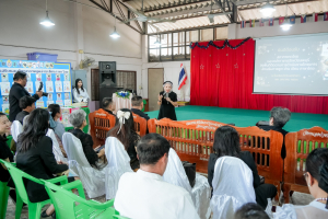 มรภ.เทพสตรี และหัวหน้าส่วนราชการ ต้อนรับคณะทำงานทางวิชาการสภากาชาดไทย ในโอกาสนิเทศและตรวจเยี่ยมโครงการส่งเสริมและพัฒนาการพูด อ่าน เขียนภาษาไทย ของโรงเรียน จ.ลพบุรี