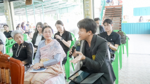 มรภ.เทพสตรี และหัวหน้าส่วนราชการ ต้อนรับคณะทำงานทางวิชาการสภากาชาดไทย ในโอกาสนิเทศและตรวจเยี่ยมโครงการส่งเสริมและพัฒนาการพูด อ่าน เขียนภาษาไทย ของโรงเรียน จ.ลพบุรี