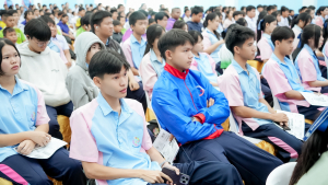 งานสื่อสารองค์กร มรภ.เทพสตรี ร่วมกับกองบริการการศึกษา จัดบูธประชาสัมพันธ์การรับสมัครนักศึกษาเคลื่อนที่ ยกระดับการสื่อสารสู่มาตรฐานสากล