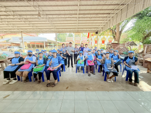 ศูนย์ส่งเสริมการจัดการศึกษาตามพระบรมราโชบาย มรภ.เทพสตรี ลงพื้นที่บางขันหมาก จัดอบรมการทำถั่วกรอบแก้ว หนุนชาวบ้านสร้างอาชีพตามรอยศาสตร์พระราชา