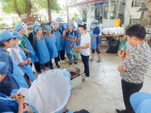 ศูนย์ส่งเสริมการจัดการศึกษาตามพระบรมราโชบาย มรภ.เทพสตรี ลงพื้นที่บางขันหมาก จัดอบรมการทำถั่วกรอบแก้ว หนุนชาวบ้านสร้างอาชีพตามรอยศาสตร์พระราชา