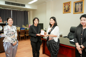 อธิการบดี มรภ.เทพสตรี นำคณะผู้บริหาร เข้าคารวะขอพรปีใหม่ผู้ว่าราชการจังหวัดสิงห์บุรี และคณะรองผู้ว่าฯ มุ่งกระชับความร่วมมือเชิงพื้นที่ พัฒนาท้องถิ่นอย่างยั่งยืน