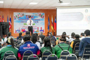 ศูนย์ภาษาจัดงานเทศกาลภาษานานาชาติ 2026 