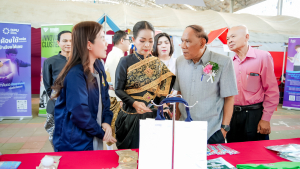 งานสื่อสารองค์กร มรภ.เทพสตรี ร่วมกับกองบริการการศึกษา และกองพัฒนานักศึกษา จัดบูธประชาสัมพันธ์การรับสมัครนักศึกษาเคลื่อนที่ ยกระดับการสื่อสารสู่มาตรฐานสากล