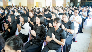 มรภ.เทพสตรี ร่วมพิธีบำเพ็ญกุศลอุทิศถวายพระราชกุศลแด่ สมเด็จพระนางเจ้าสิริกิติ์ พระบรมราชินีนาถ พระบรมราชชนนีพันปีหลวง ครบสตมวาร (100 วัน) ณ วัดสิริจันทรนิมิตรวรวิหาร