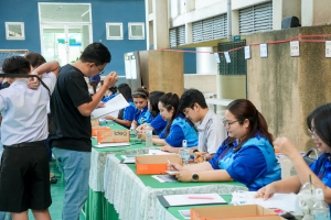 รร.สาธิต มรภ.เทพสตรี รับมอบตัวนักเรียน ม.1 และ ม.4 ประจำปีการศึกษา 2569