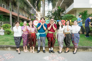 คณะวิทยาการจัดการ ร่วมสืบสานอัตลักษณ์ท้องถิ่น รณรงค์แต่งกายชุดไทยขานรับงานแผ่นดินสมเด็จพระนารายณ์มหาราช ครั้งที่ 38