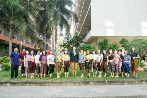 คณะวิทยาการจัดการ ร่วมสืบสานอัตลักษณ์ท้องถิ่น รณรงค์แต่งกายชุดไทยขานรับงานแผ่นดินสมเด็จพระนารายณ์มหาราช ครั้งที่ 38