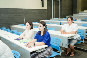 สำนักศิลปะและวัฒนธรรม ยกระดับ “สำรับเทพสตรี” สู่สากล จัดอบรมทักษะงานบริการบนโต๊ะอาหารระดับมืออาชีพ สร้างประสบการณ์ Soft Power อาหาร 3 บุรี