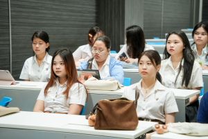 สำนักศิลปะและวัฒนธรรม ยกระดับ “สำรับเทพสตรี” สู่สากล จัดอบรมทักษะงานบริการบนโต๊ะอาหารระดับมืออาชีพ สร้างประสบการณ์ Soft Power อาหาร 3 บุรี