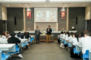 สำนักศิลปะและวัฒนธรรม ยกระดับ “สำรับเทพสตรี” สู่สากล จัดอบรมทักษะงานบริการบนโต๊ะอาหารระดับมืออาชีพ สร้างประสบการณ์ Soft Power อาหาร 3 บุรี