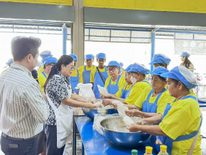 ศูนย์ส่งเสริมการจัดการศึกษาตามพระบรมราโชบาย มรภ.เทพสตรี สานต่อศาสตร์พระราชา ลงพื้นที่ปั้นอาชีพ 