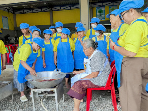 ศูนย์ส่งเสริมการจัดการศึกษาตามพระบรมราโชบาย มรภ.เทพสตรี สานต่อศาสตร์พระราชา ลงพื้นที่ปั้นอาชีพ 