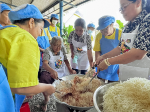 ศูนย์ส่งเสริมการจัดการศึกษาตามพระบรมราโชบาย มรภ.เทพสตรี สานต่อศาสตร์พระราชา ลงพื้นที่ปั้นอาชีพ 