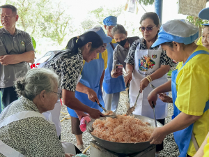 ศูนย์ส่งเสริมการจัดการศึกษาตามพระบรมราโชบาย มรภ.เทพสตรี สานต่อศาสตร์พระราชา ลงพื้นที่ปั้นอาชีพ 