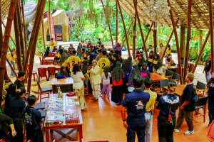 มรภ.เทพสตรี ส่งตัวแทนนักศึกษาเติมรอยยิ้มสู่แดนใต้ ในโครงการ 