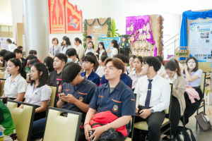 มรภ.เทพสตรี เปิดนิทรรศการ 