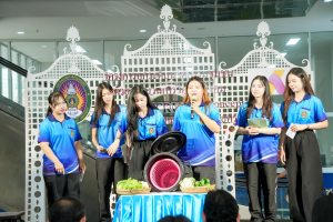 มรภ.เทพสตรี เปิดนิทรรศการ 