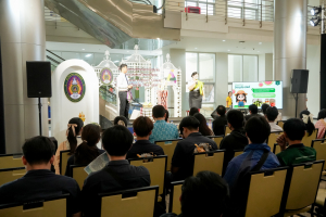 มรภ.เทพสตรี เปิดนิทรรศการ 