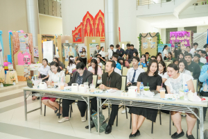 มรภ.เทพสตรี เปิดนิทรรศการ 