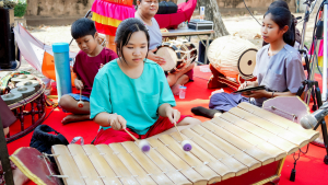 มรภ.เทพสตรี จัดกิจกรรมลานวิถีไทย งานแผ่นดินสมเด็จพระนารายณ์มหาราช ประจำปี พ.ศ. 2569 ครั้งที่ 38