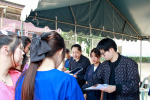 งานสื่อสารองค์กร มรภ.เทพสตรี ร่วมกับคณะวิทยาศาสตร์ฯ คณะเทคโนโลยีอุตสาหกรรม กองบริการการศึกษา และกองพัฒนานักศึกษา จัดบูธประชาสัมพันธ์การรับสมัครนักศึกษาเคลื่อนที่ ยกระดับการสื่อสารสู่มาตรฐานสากล