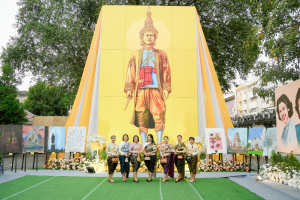 อธิการบดี มรภ.เทพสตรี นำผู้บริหาร คณาจารย์ และบุคลากร ร่วมต้อนรับนายกรัฐมนตรี และคณะ ในพิธีเปิดงานแผ่นดินสมเด็จพระนารายณ์มหาราช ประจำปี พ.ศ. 2569 ครั้งที่ 38