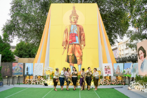 อธิการบดี มรภ.เทพสตรี นำผู้บริหาร คณาจารย์ และบุคลากร ร่วมต้อนรับนายกรัฐมนตรี และคณะ ในพิธีเปิดงานแผ่นดินสมเด็จพระนารายณ์มหาราช ประจำปี พ.ศ. 2569 ครั้งที่ 38