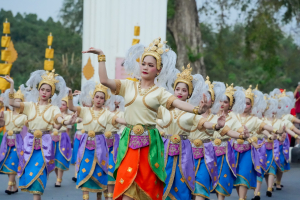 อธิการบดี มรภ.เทพสตรี นำผู้บริหาร คณาจารย์ และบุคลากร ร่วมต้อนรับนายกรัฐมนตรี และคณะ ในพิธีเปิดงานแผ่นดินสมเด็จพระนารายณ์มหาราช ประจำปี พ.ศ. 2569 ครั้งที่ 38