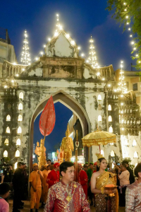 อธิการบดี มรภ.เทพสตรี นำผู้บริหาร คณาจารย์ และบุคลากร ร่วมต้อนรับนายกรัฐมนตรี และคณะ ในพิธีเปิดงานแผ่นดินสมเด็จพระนารายณ์มหาราช ประจำปี พ.ศ. 2569 ครั้งที่ 38