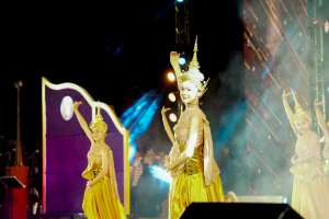 อธิการบดี มรภ.เทพสตรี นำผู้บริหาร คณาจารย์ และบุคลากร ร่วมต้อนรับนายกรัฐมนตรี และคณะ ในพิธีเปิดงานแผ่นดินสมเด็จพระนารายณ์มหาราช ประจำปี พ.ศ. 2569 ครั้งที่ 38