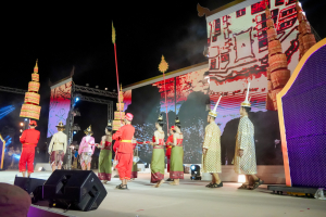 อธิการบดี มรภ.เทพสตรี นำผู้บริหาร คณาจารย์ และบุคลากร ร่วมต้อนรับนายกรัฐมนตรี และคณะ ในพิธีเปิดงานแผ่นดินสมเด็จพระนารายณ์มหาราช ประจำปี พ.ศ. 2569 ครั้งที่ 38