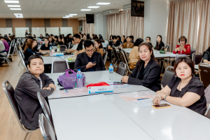 คณะครุศาสตร์ จัดอบรมเชิงปฏิบัติการรุกคืบยกระดับห้องเรียนคุณภาพด้วย STEAM และ AI สู่การวิจัยในชั้นเรียน