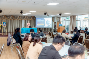 คณะครุศาสตร์ จัดอบรมเชิงปฏิบัติการรุกคืบยกระดับห้องเรียนคุณภาพด้วย STEAM และ AI สู่การวิจัยในชั้นเรียน