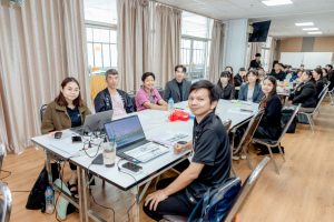 คณะครุศาสตร์ จัดอบรมเชิงปฏิบัติการรุกคืบยกระดับห้องเรียนคุณภาพด้วย STEAM และ AI สู่การวิจัยในชั้นเรียน