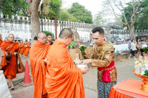 อธิการบดี มรภ.เทพสตรี นำผู้บริหาร และบุคลากร ร่วมพิธีวันคล้ายวันพระบรมราชสมภพสมเด็จพระนารายณ์มหาราช ประจำปี พ.ศ. 2569