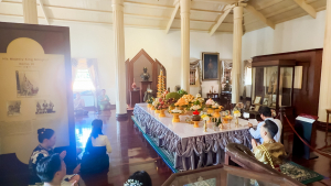 อธิการบดี มรภ.เทพสตรี นำผู้บริหาร และบุคลากร ร่วมพิธีวันคล้ายวันพระบรมราชสมภพสมเด็จพระนารายณ์มหาราช ประจำปี พ.ศ. 2569