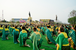 อธิการบดี มรภ.เทพสตรี นำผู้บริหาร และบุคลากร ร่วมพิธีวันคล้ายวันพระบรมราชสมภพสมเด็จพระนารายณ์มหาราช ประจำปี พ.ศ. 2569