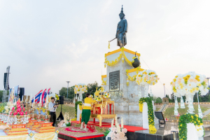อธิการบดี มรภ.เทพสตรี นำผู้บริหาร และบุคลากร ร่วมพิธีวันคล้ายวันพระบรมราชสมภพสมเด็จพระนารายณ์มหาราช ประจำปี พ.ศ. 2569