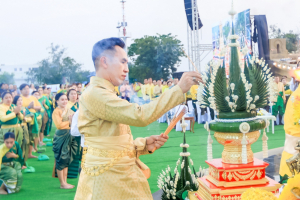 อธิการบดี มรภ.เทพสตรี นำผู้บริหาร และบุคลากร ร่วมพิธีวันคล้ายวันพระบรมราชสมภพสมเด็จพระนารายณ์มหาราช ประจำปี พ.ศ. 2569