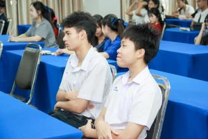 กองพัฒนานักศึกษา จัดอบรมเสริมสร้างทักษะชีวิต รู้เท่าทันบุหรี่ไฟฟ้า