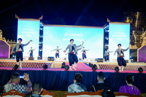 มรภ.เทพสตรี ร่วมสืบสานอัตลักษ์ศิลป์ จัดการแสดง 