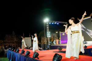 มรภ.เทพสตรี ร่วมสืบสานอัตลักษ์ศิลป์ จัดการแสดง 