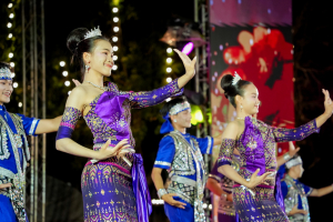 มรภ.เทพสตรี ร่วมสืบสานอัตลักษ์ศิลป์ จัดการแสดง 