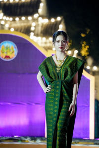 มรภ.เทพสตรี ร่วมสืบสานอัตลักษ์ศิลป์ จัดการแสดง 