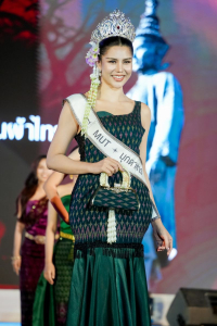 มรภ.เทพสตรี ร่วมสืบสานอัตลักษ์ศิลป์ จัดการแสดง 