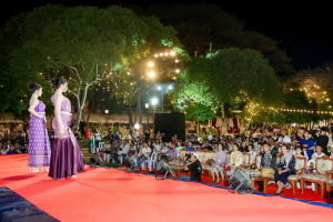 มรภ.เทพสตรี ร่วมสืบสานอัตลักษ์ศิลป์ จัดการแสดง 